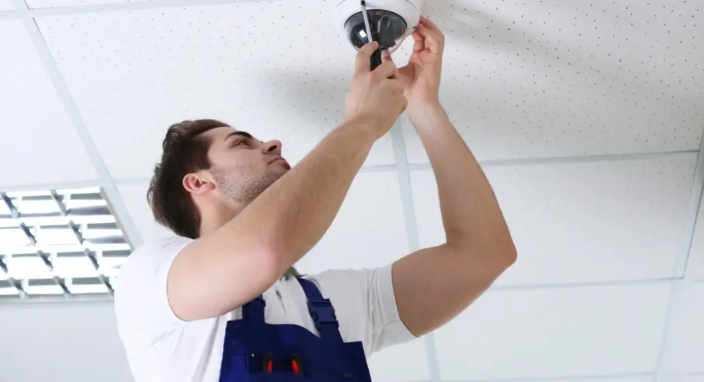 GIS installing Remote CCTV for Distribution Centers